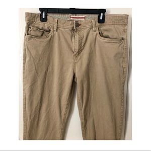 Men’s Khaki Pants